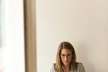 linkedin-sales-solutions-wS73LE0GnKs-unsplash